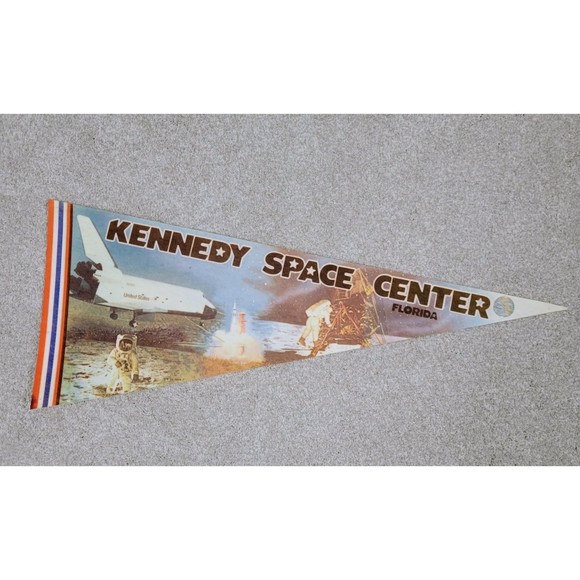 Vtg Kennedy Space Center Felt Pennant Sublime Florida1980’s Rare - Picture 1 of 10